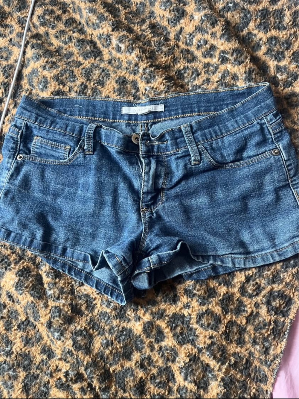 Y2K low rise shorts